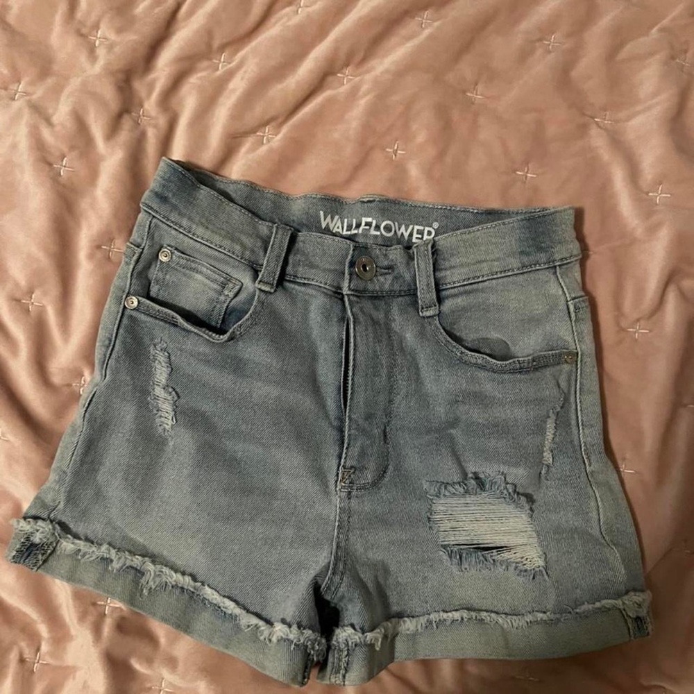 wallflower jean shorts